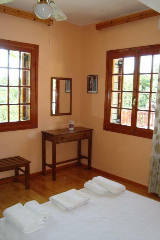 Villa'S Ground Floor Apartment With 60 Qm Swimming Pool Agios Christoforos  Dış mekan fotoğraf